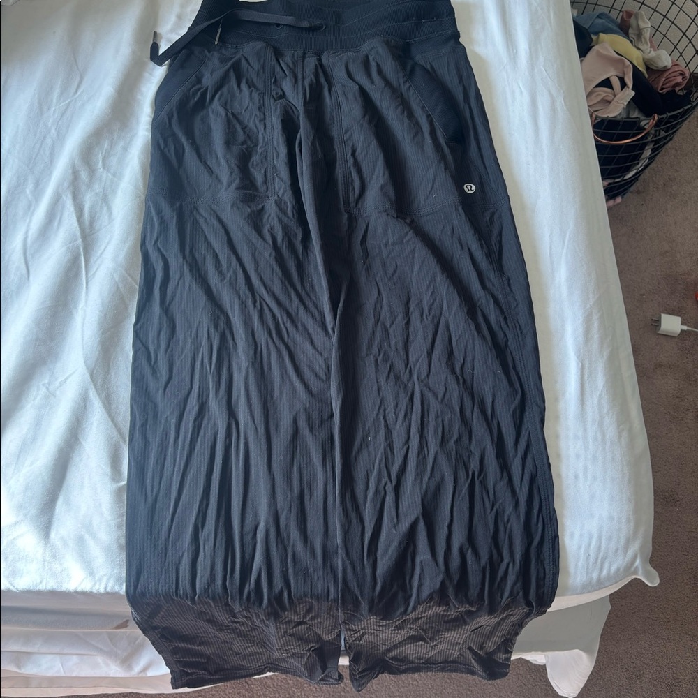 Lululemon dance studio pants